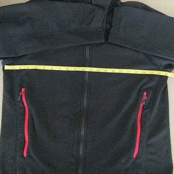 The North Face Jacket - Picture 8 of 9